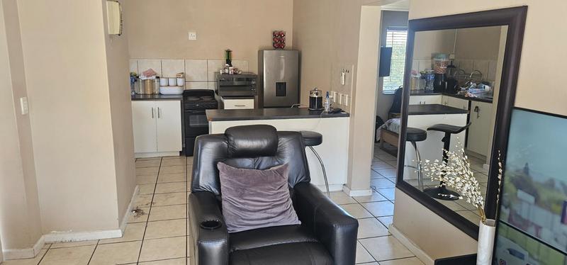 2 Bedroom Property for Sale in Thornton Western Cape